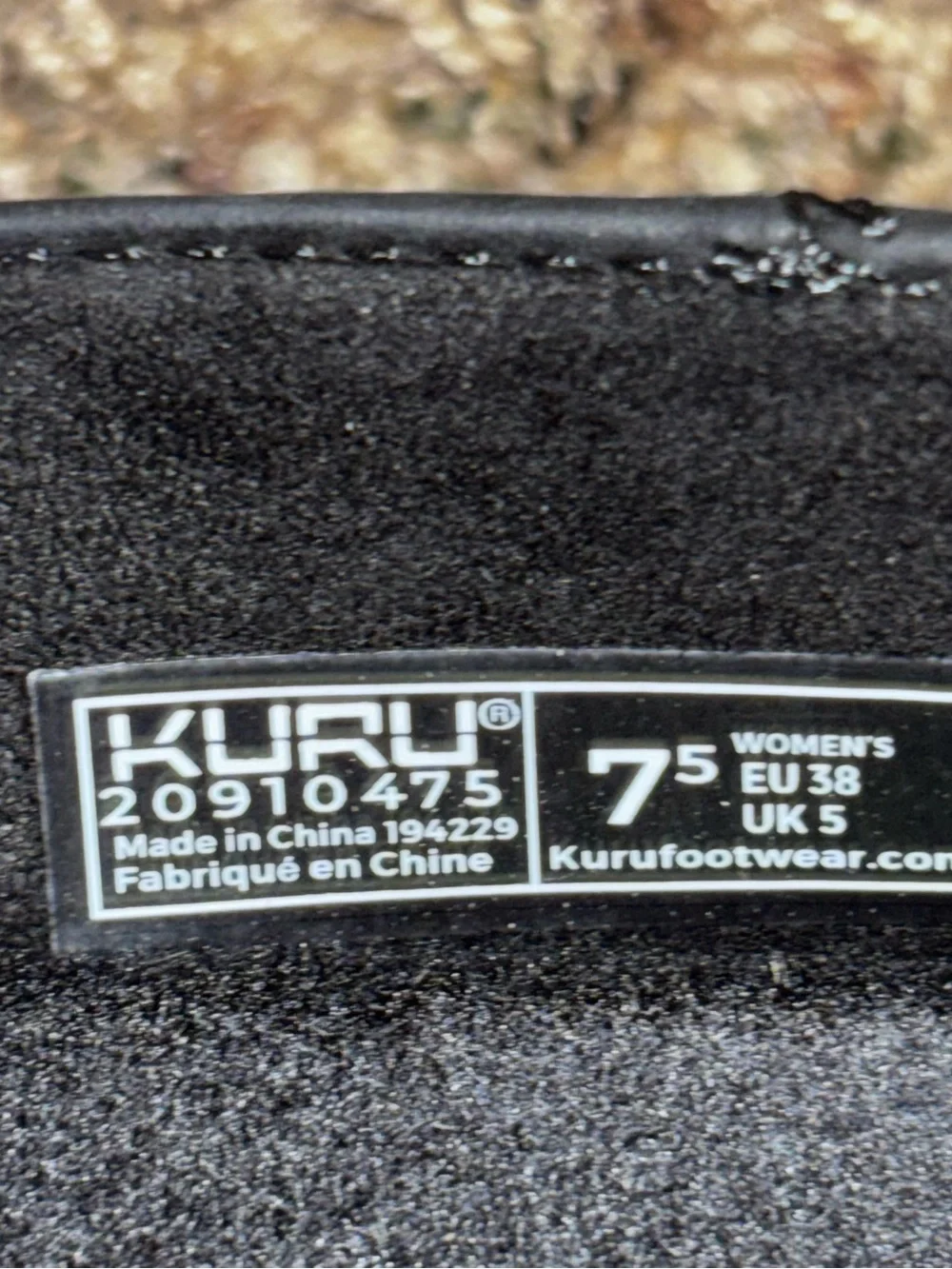 KURU Roam Atla Womens Shoes Size 7.5 Jet Black Classic Leather Slip-On Sneakers